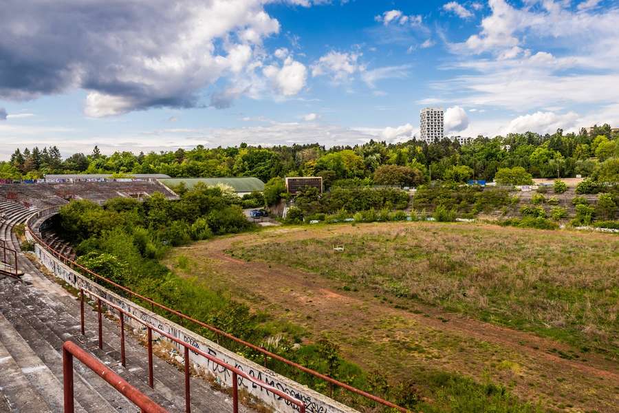 I v Anglii si všimli plánu, že v Brně zbourají legendární stadion.
