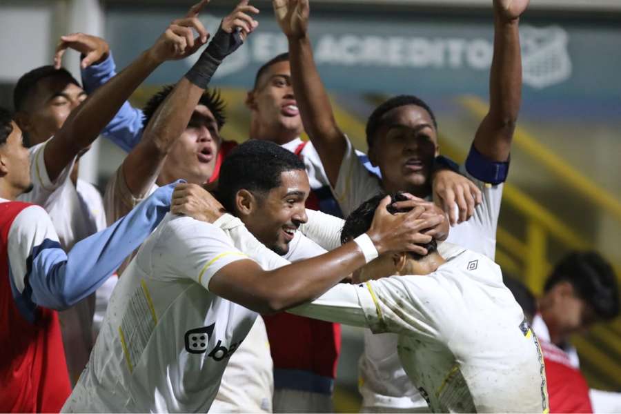 Santos enfrenta o Água Santa de olho em vaga nas oitavas de final da Copinha