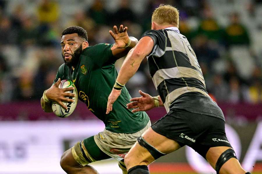 Vincent Tshituka runs with the ball for South Africa against the Barbarians last weekend.