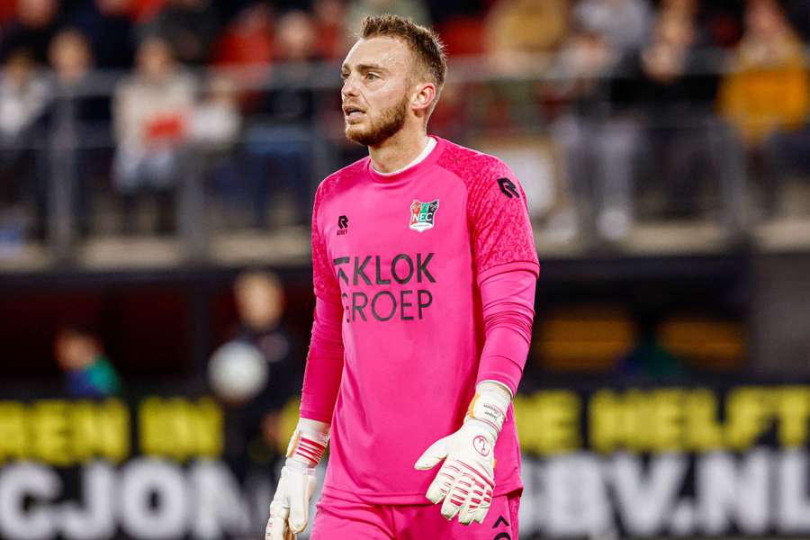 Jasper Cillessen podobno już dziś leci na Gran Canarię na badania medyczne 