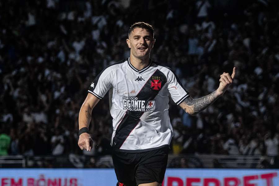 Vasco avançou após muito drama em São Januário