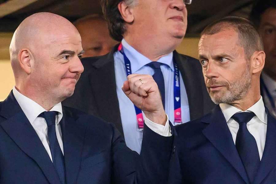 Gianni Infantino, președintele FIFA, și Aleksander Ceferin, șeful UEFA
