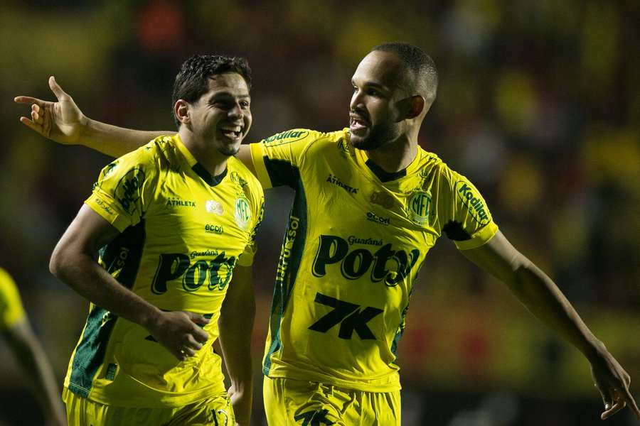 Mirassol conseguiu uma importante vitória na luta pelos quatro primeiros Mirassol conseguiu uma importante vitória na luta pelos quatro primeiros