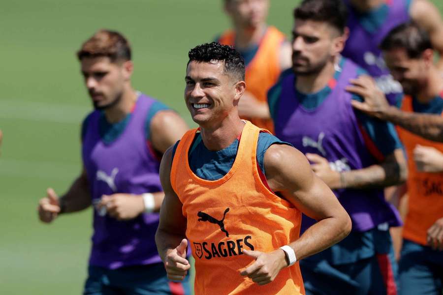 Ronalda a spol. čaká Uzbekistan.