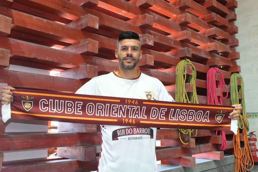 Joãozinho apresentado pelo Oriental