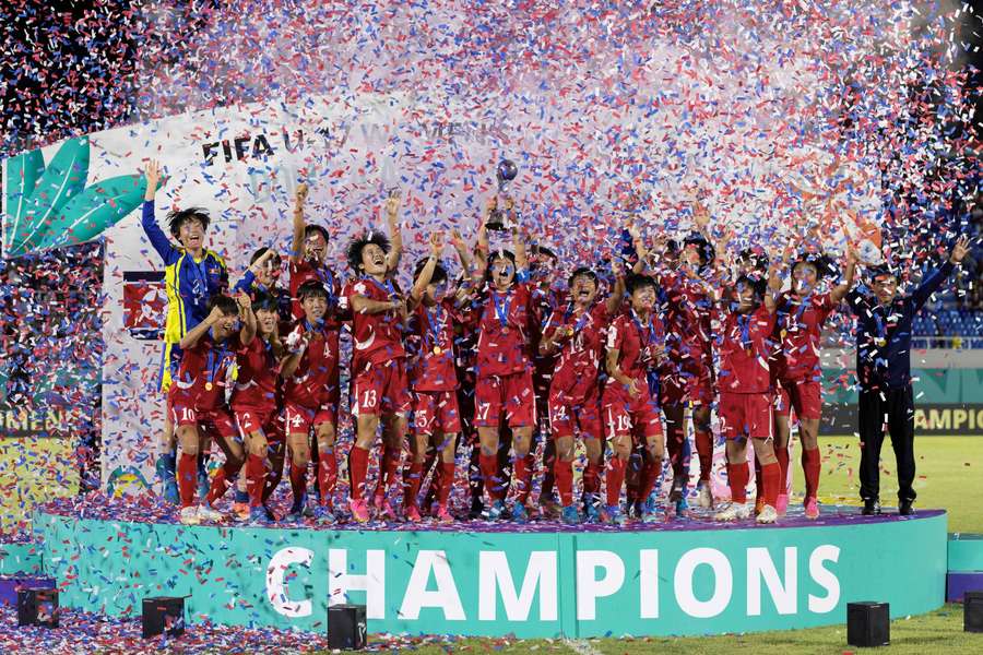 Las jugadoras de Corea del Norte celebran el título en el Mundial Sub-17 Femenino.