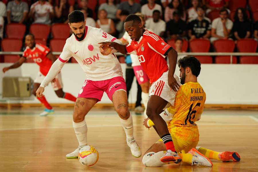 Benfica foi superior no dérbi no Pavilhão da Luz