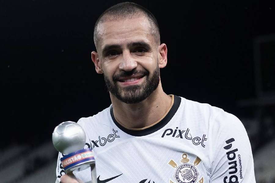 Renato Augusto foi eleito o craque do empate entre Corinthians e Palmeiras