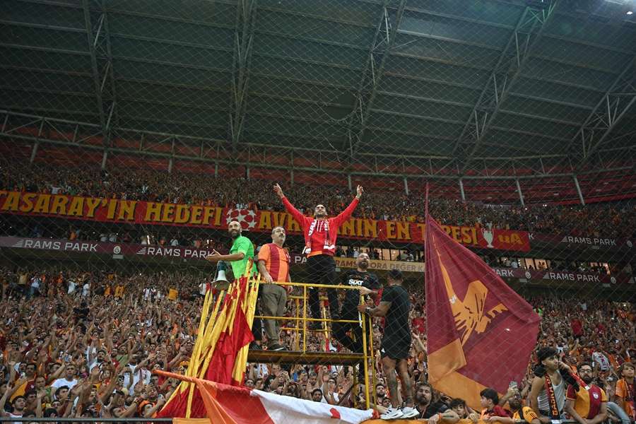Hakim Ziyech in the Galatasaray cauldron.