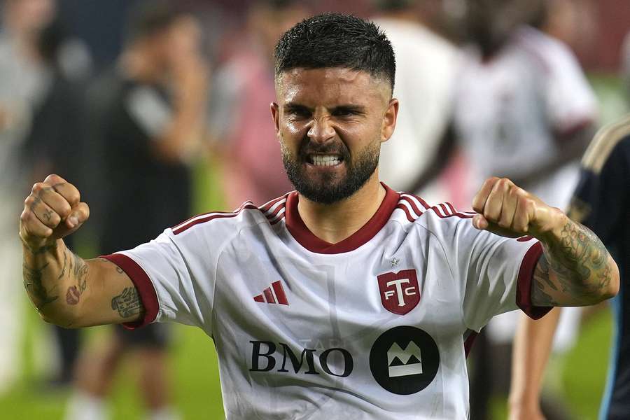 Insigne encontra-se sem clube Insigne encontra-se sem clube