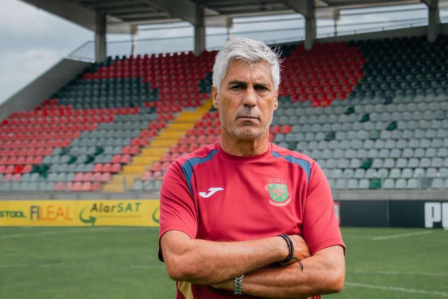 Oficial: Vítor Paneira é o novo treinador do Paços de Ferreira Oficial: Vítor Paneira é o novo treinador do Paços de Ferreira