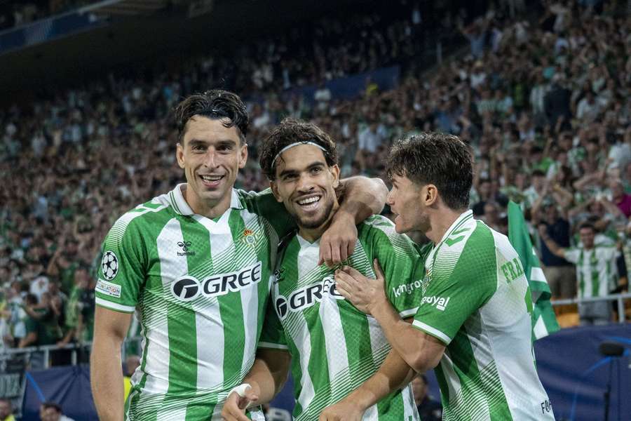Dónde ver el Real Betis vs Feyenoord en TV y online; previa y alineaciones (Champions League) Dónde ver el Real Betis vs Feyenoord en TV y online; previa y alineaciones (Champions League)
