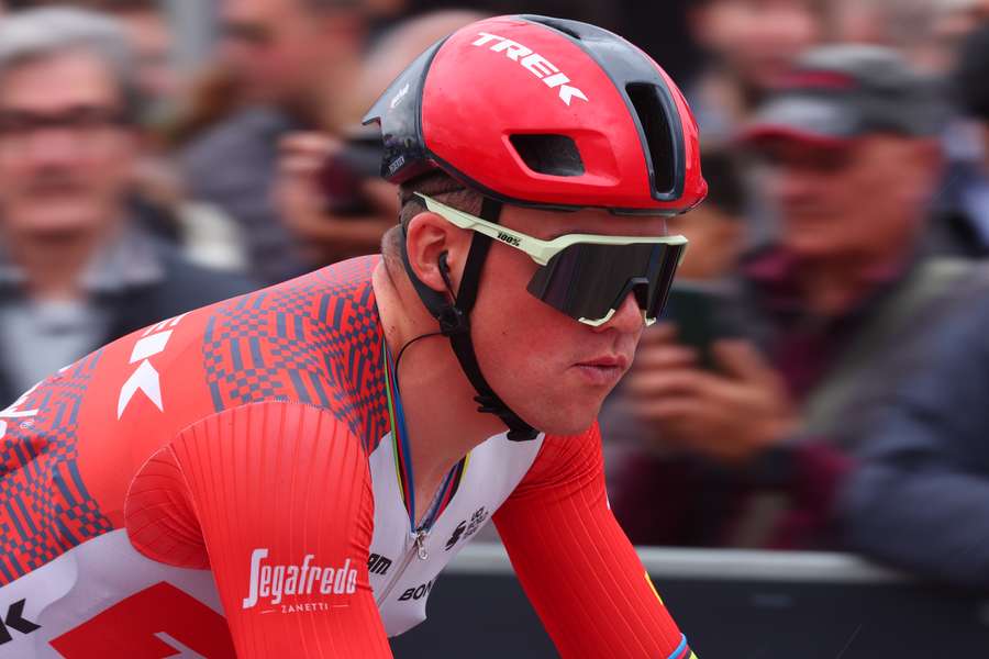 Mads Pedersen færdig i stort løb - udgår af Giroen på grund af sygdom