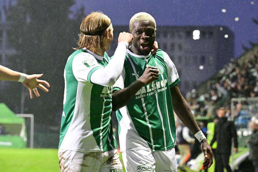 Veselý se znovu rozčertil nad přestupy: Musíme to řešit dřív! Čekat bude i na Priskeho a Spartu Veselý se znovu rozčertil nad přestupy: Musíme to řešit dřív! Čekat bude i na Priskeho a Spartu