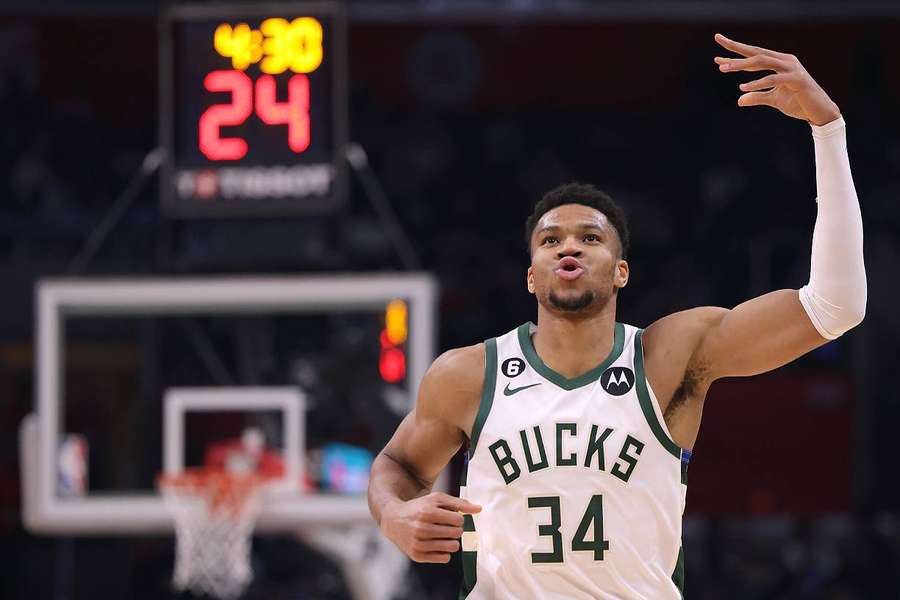 Giannis Antetokounmpo a régalé cette nuit.