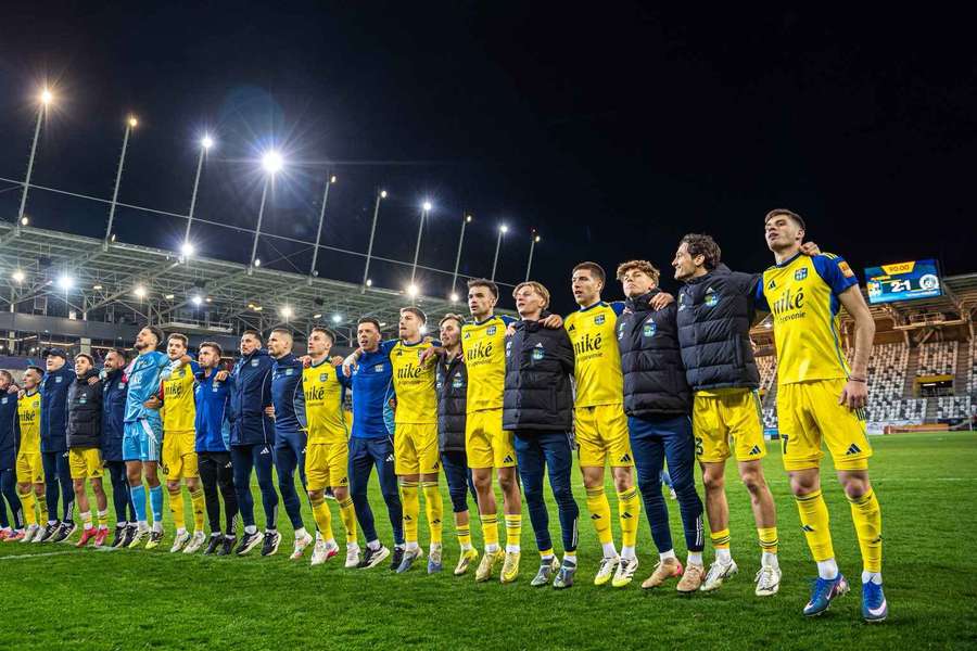 Košičania oslavujú triumf v derby.