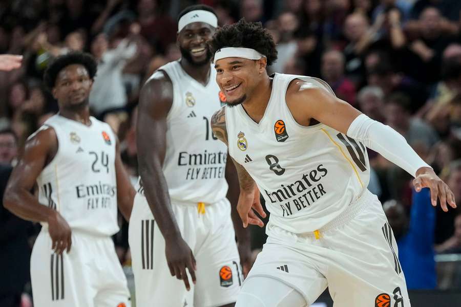 Le Real Madrid a été nettement au-dessus du Barça Le Real Madrid a été nettement au-dessus du Barça