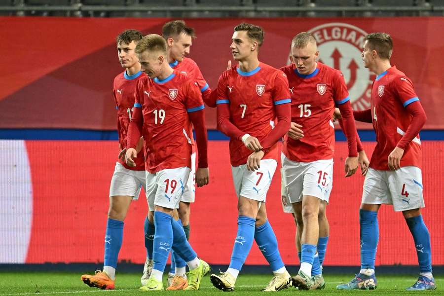 Překvapí mladí Češi favorizovanou Anglii? Překvapí mladí Češi favorizovanou Anglii?