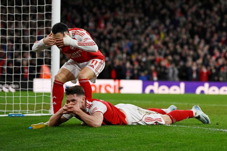 A novela da transferência do sueco ajudou-o a ultrapassar toda a concorrência