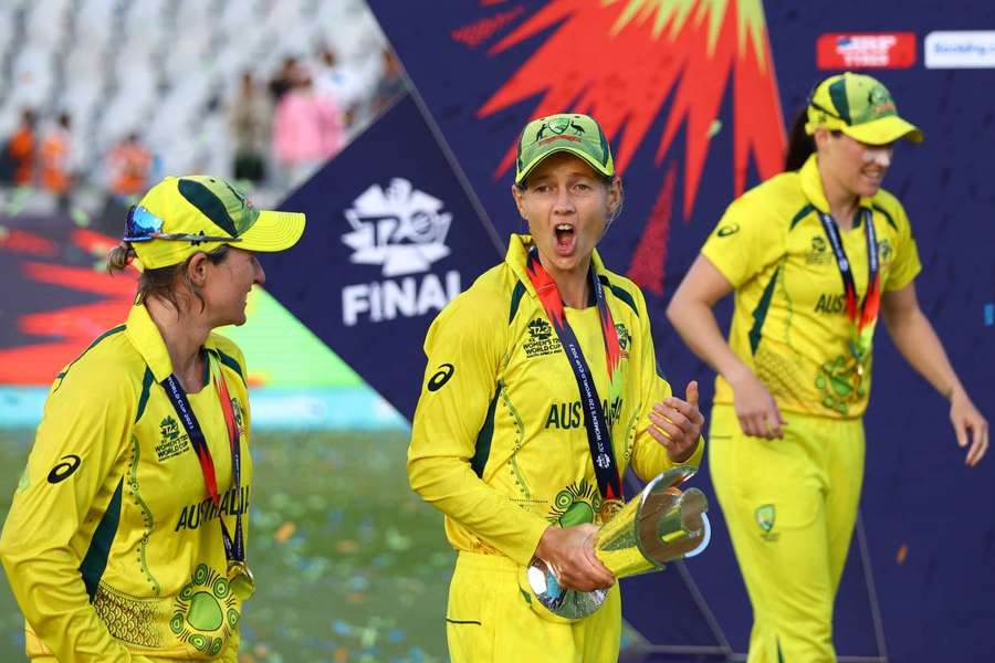 Lanning celebrates with the trophy after winning the ICC Women’s Cricket T20 World Cup