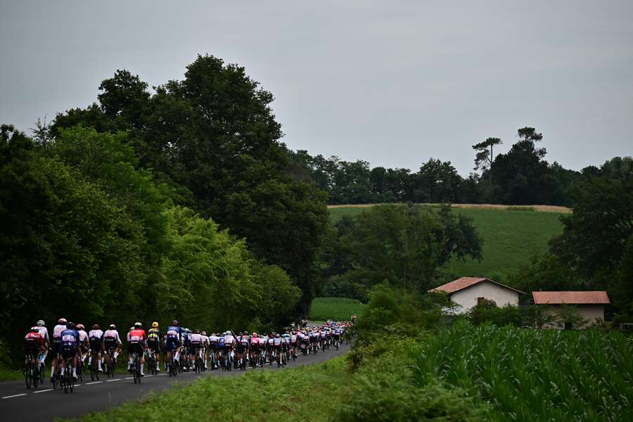 Tour: richiusa frontiera Francia-Spagna, aperta ieri per la gara