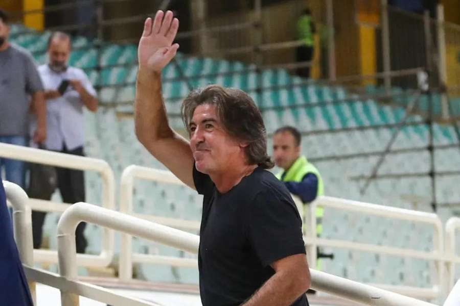 Ricardo Sá Pinto, treinador do Esteghlal Ricardo Sá Pinto, treinador do Esteghlal
