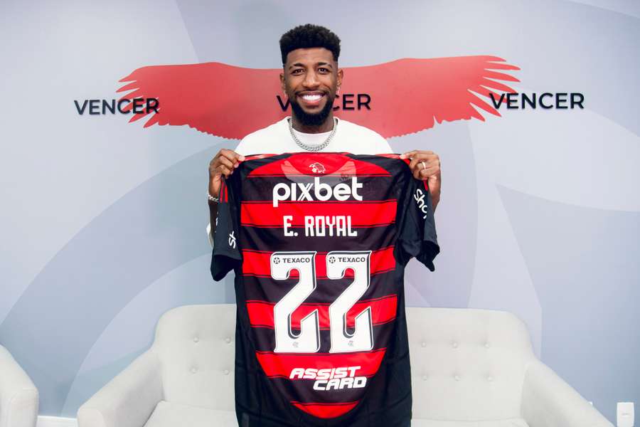 Flamengo contratou Emerson Royal