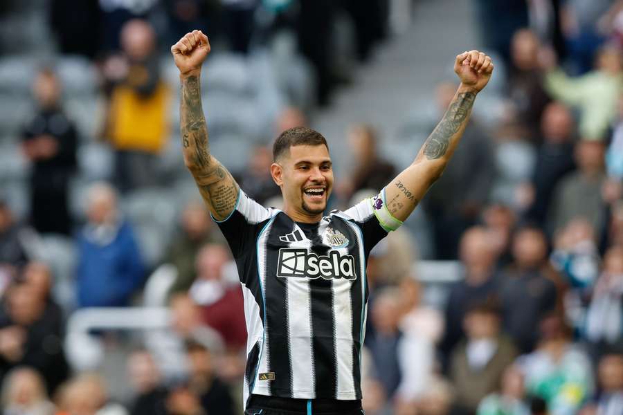 Arsenal, aproape de un „acord total” pentru căpitanul lui Newcastle, Bruno Guimaraes Arsenal, aproape de un „acord total” pentru căpitanul lui Newcastle, Bruno Guimaraes