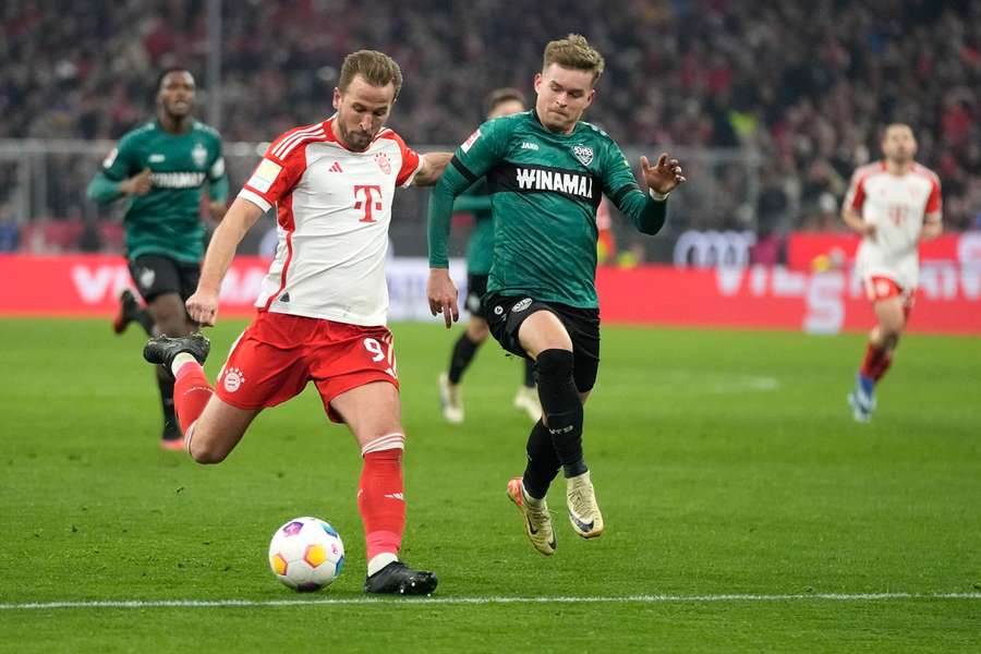 Harry Kane scorer to gange i sikker Bayern-sejr over Stuttgart