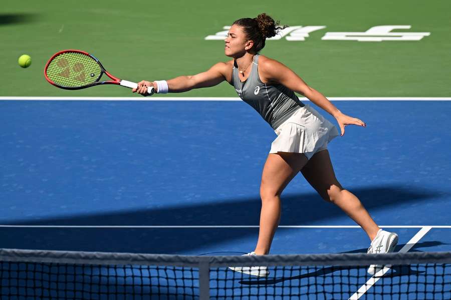 Tenis Flash: Majchrzak rozpoczyna kwalifikacje w Bazylei. Rybakina gra z Paolini o WTA Finals
