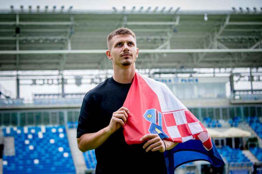 Chorwat Jurica Prsir nowym zawodnikiem Wisły Płock. Klub zmieni jednak dopiero we wrześniu Chorwat Jurica Prsir nowym zawodnikiem Wisły Płock. Klub zmieni jednak dopiero we wrześniu
