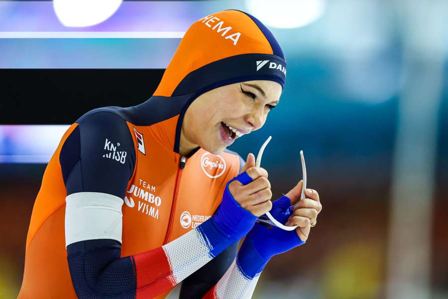 Leerdam na het winnen van de 1000 meter op de WK