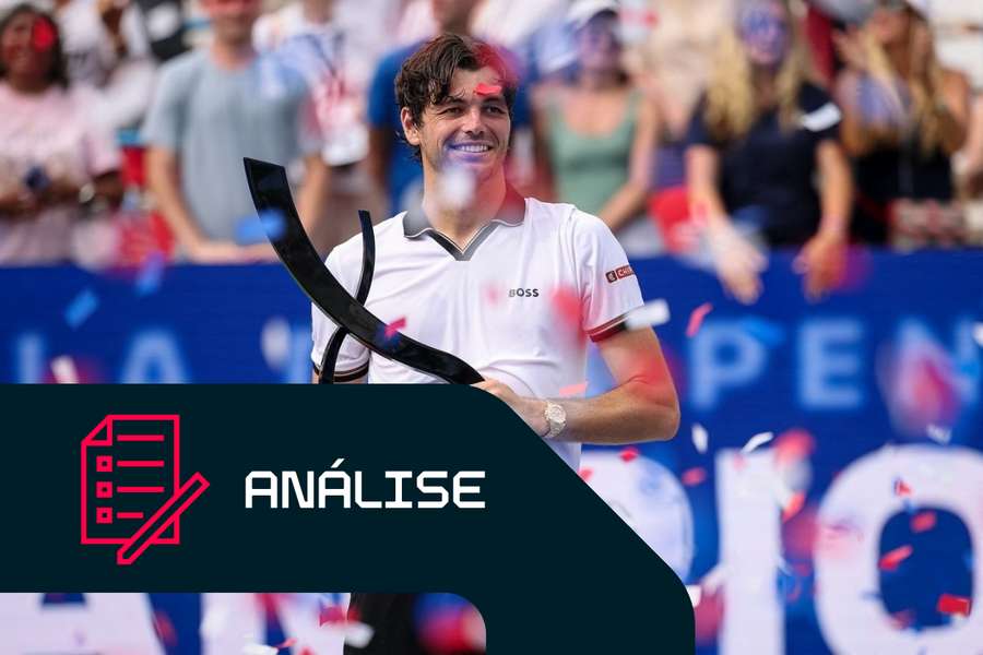 Taylor Fritz ergue o troféu de campeão após vencer a final de singulares masculinos frente a Rafael Jodar Taylor Fritz ergue o troféu de campeão após vencer a final de singulares masculinos frente a Rafael Jodar