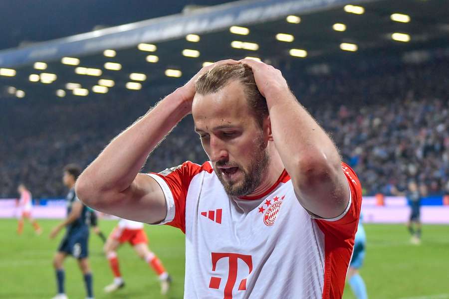 Die Krise hat den FC Bayern fest im Würgegriff.