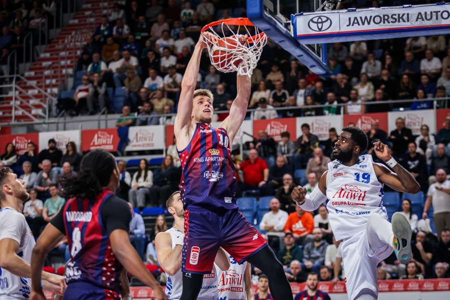 Anwil górą nad Wilkami Morskimi w noworocznym hicie Orlen Basket Ligi