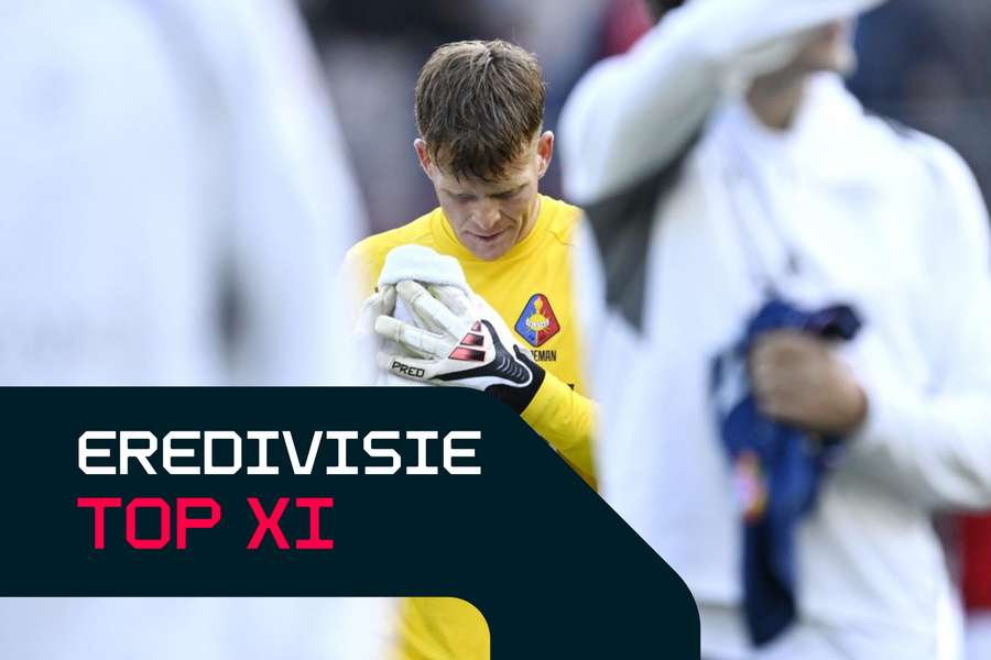 Ronald Koeman Jr. takes in the moment after Telstar's loss