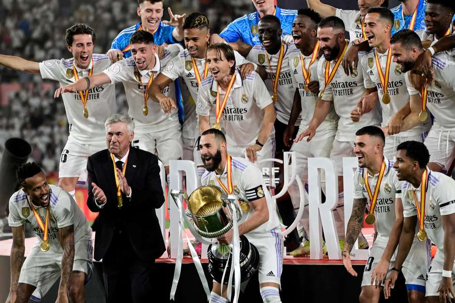 Rodrygo y Vinicius celebran la victoria del Real Madrid