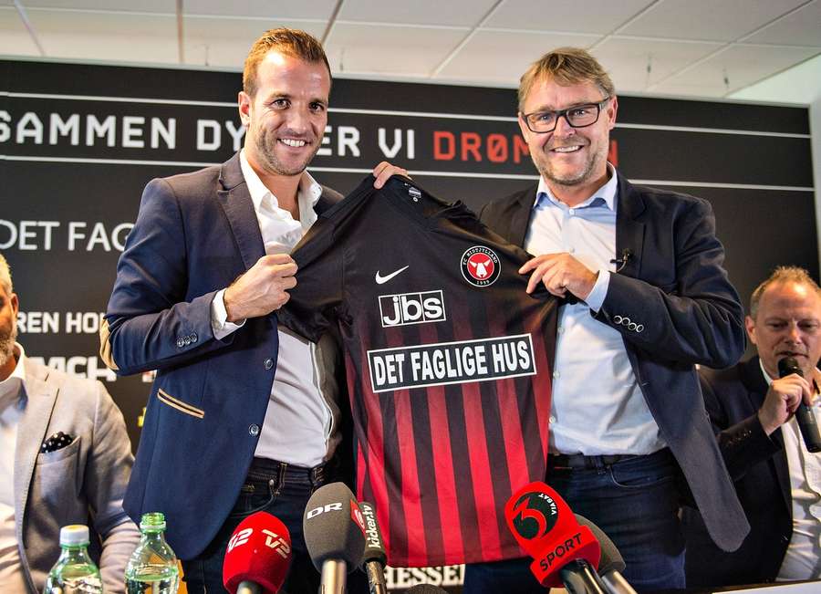 Rafael van der Vaart præsenteres i Herning