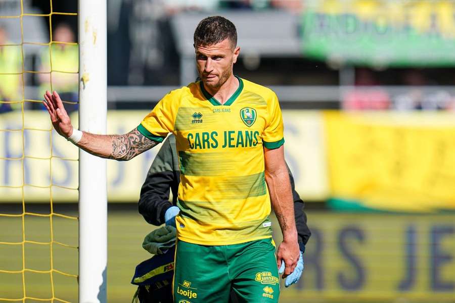 Daryl Janmaat was vorig seizoen nog speler bij ADO Den Haag