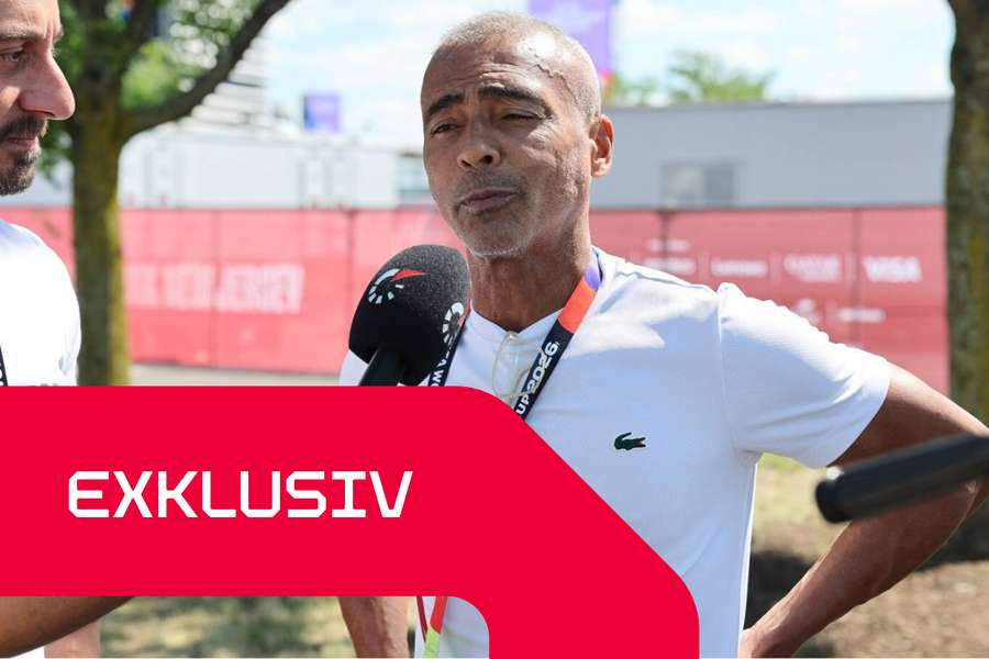 Romário ist in den USA, um die Weltmeisterschaft zu verfolgen.