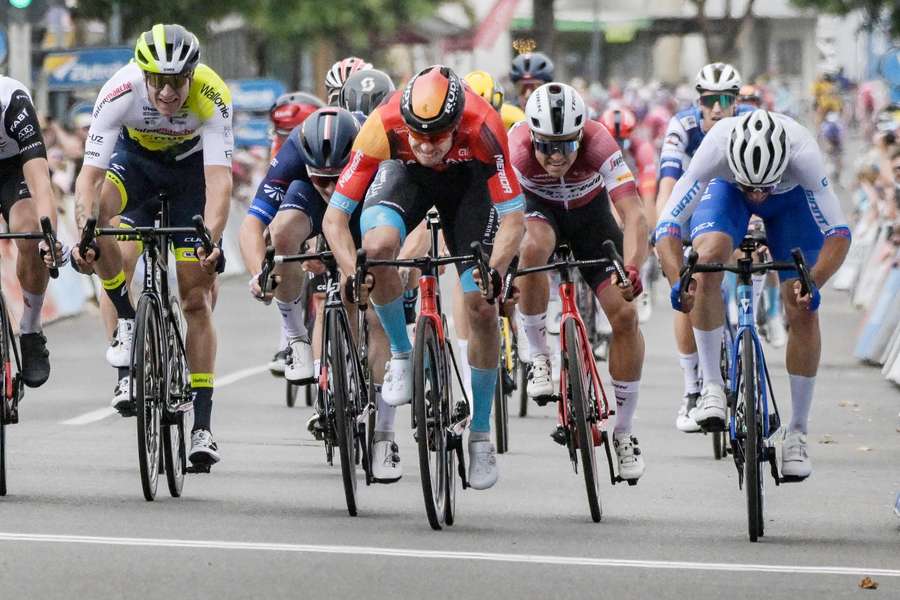 Tour Down Under: Bauhaus holds off Ewan to win first stage in Adelaide