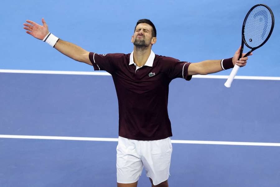 Novak Djokovic passou por Alexander Zverev em Pequim Novak Djokovic passou por Alexander Zverev em Pequim