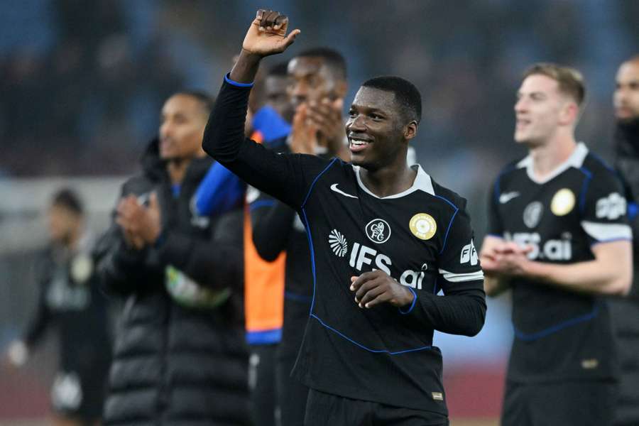 Caicedo esclarece os seus planos com o Chelsea