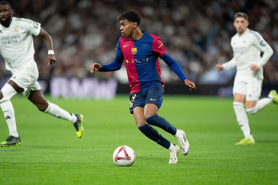 Lamine Yamal em ação com o Real Madrid
