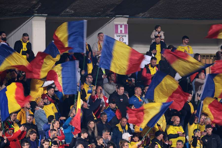 Suporteri români la meciul cu San Marino