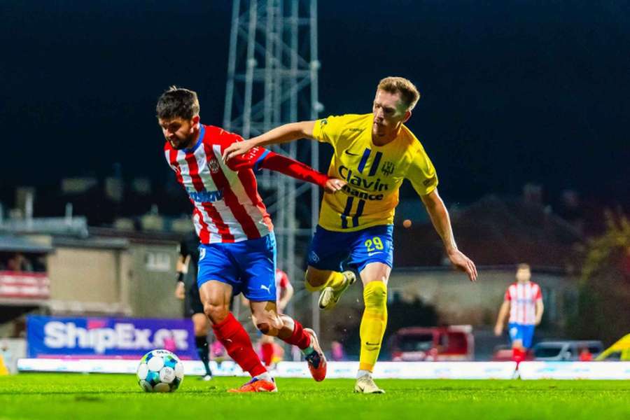 Opava statečně vzdorovala vedoucí Zbrojovce Brno, uhrála tam bod. Opava statečně vzdorovala vedoucí Zbrojovce Brno, uhrála tam bod.