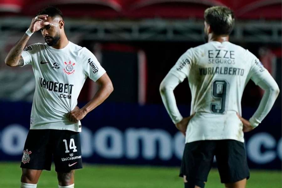Corinthians perdeu o primeiro jogo na Sul-Americana