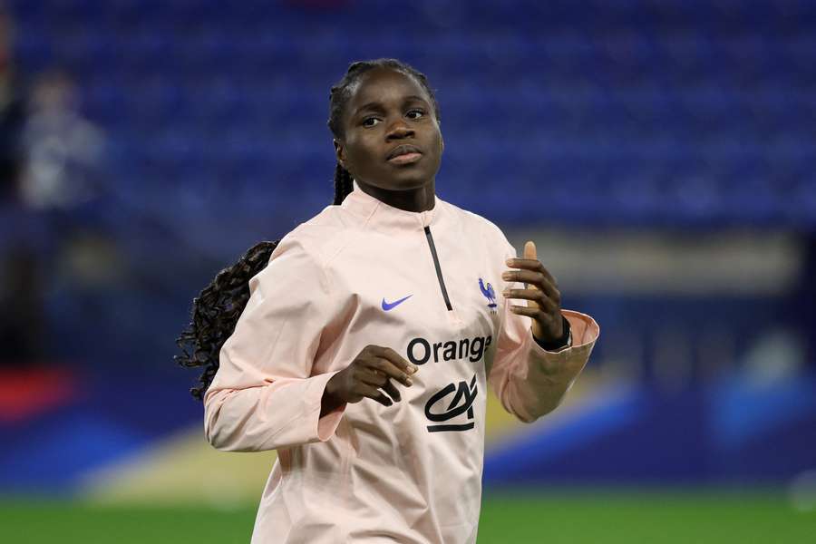 Pas d'avancée dans les négociations sur la convention collective des footballeuses, dit Mbock à l'AFP