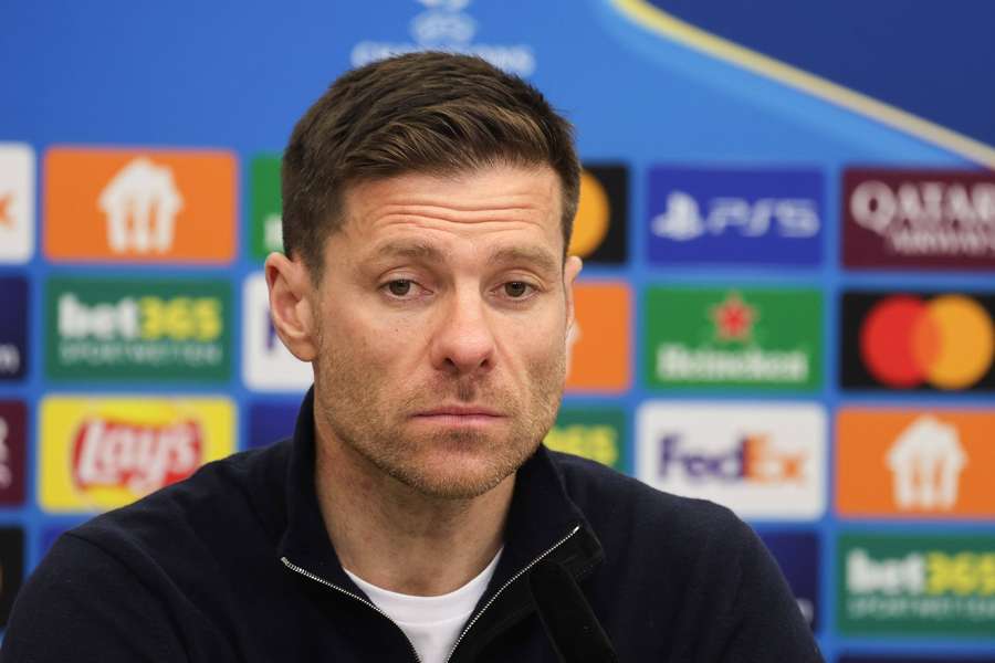 Xabi Alonso byl na tiskové konferenci po zápase poměrně zkleslý.