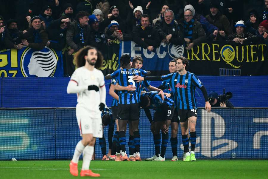 Atalanta celebrate after Charles de Ketelaere scored what ended up being the winning goal Atalanta celebrate after Charles de Ketelaere scored what ended up being the winning goal